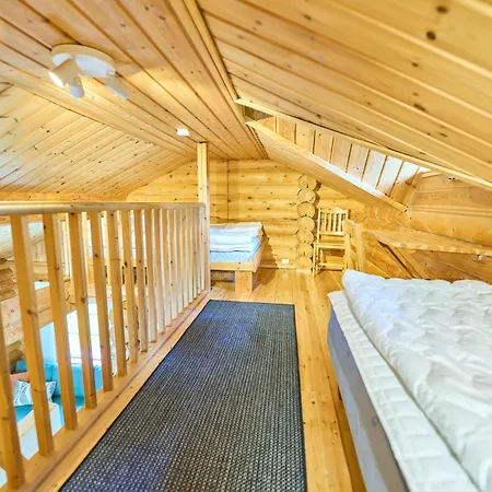 Rukan Hilla - Ski-in With Sauna & Fireplace, 100m To Slopes Kuusamo